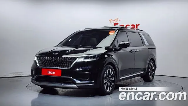 Kia Carnival 9-Seater Noblesse