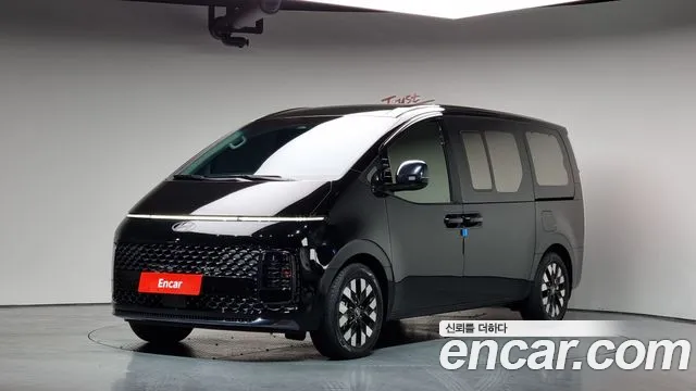 Hyundai Staria Inspiration
