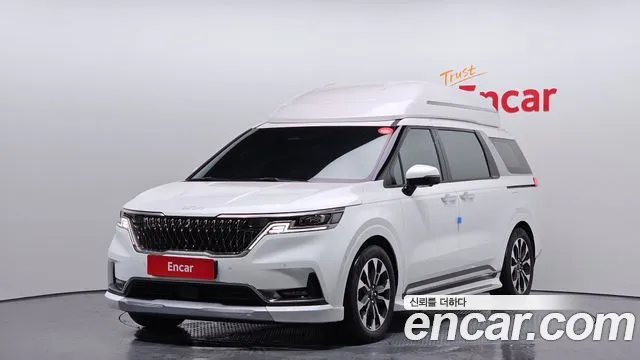 Kia Carnival Signature