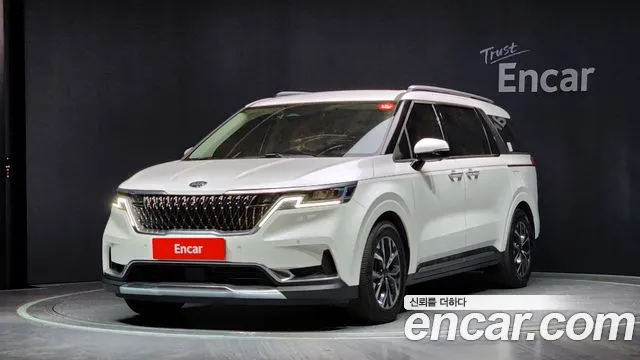 Kia Carnival Gasoline 9-Seater Noblesse