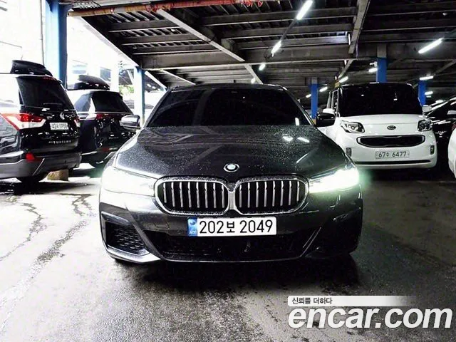 BMW 5-Series 530i xDrive M Sport Package