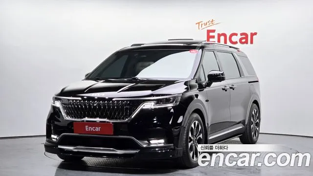 Kia Carnival Gasoline 9-Seater Signature