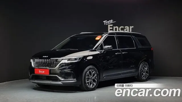 Kia Carnival Gasoline 9-Seater Noblesse