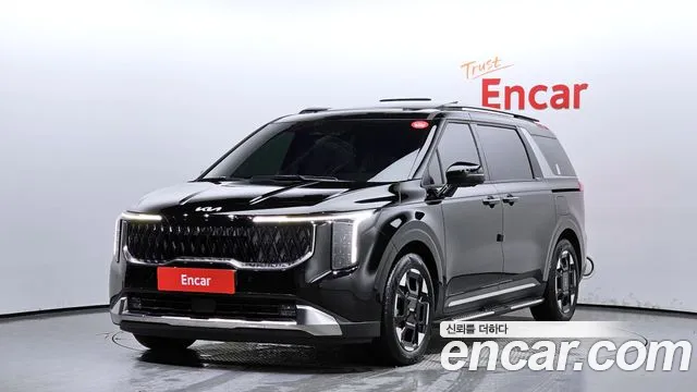 Kia Carnival HEV 9seater Signature