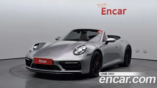 Porsche 911 Carrera 4 GTS Cabriolet