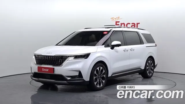 Kia Carnival Gasoline 7-Seater Signature