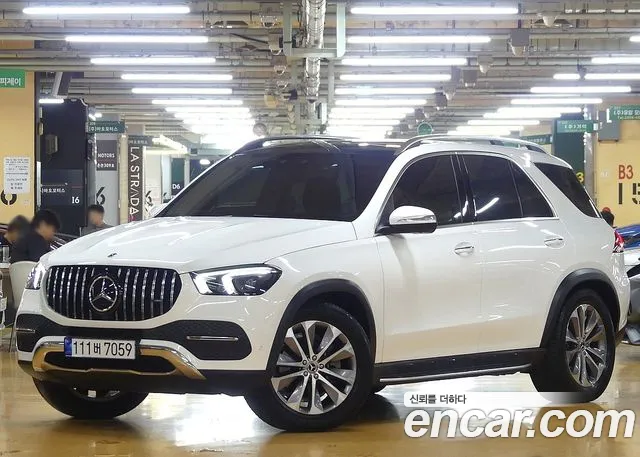 Mercedes-Benz GLE-Class GLE300d 4MATIC