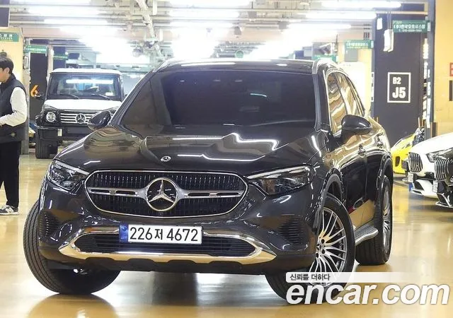Mercedes-Benz GLC-Class GLC 300 4MATIC Avantgarde