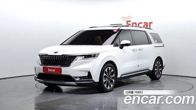 Kia Carnival 9-Seater Signature
