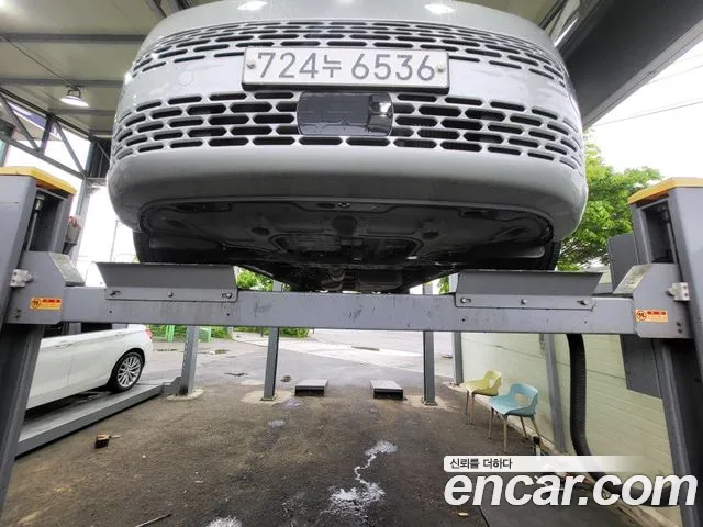 Hyundai Staria Smart