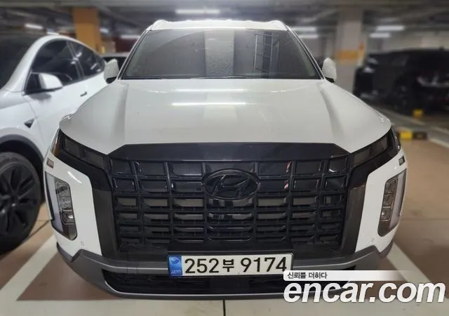 Hyundai Palisade Exclusive