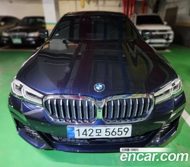 BMW 5-Series 530i xDrive M Sport Package