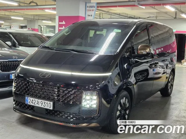Hyundai Staria Inspiration