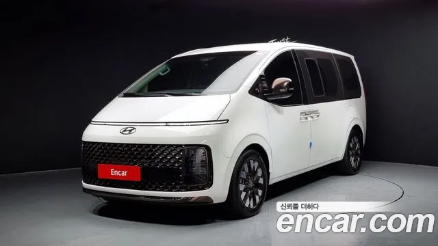 Hyundai Staria Inspiration