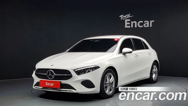 Mercedes-Benz A-Class A220 Hatchback