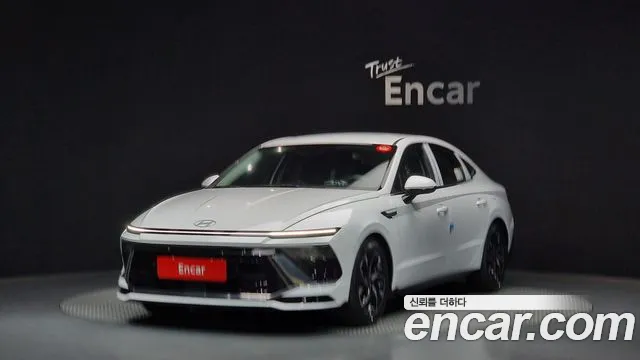 Hyundai Sonata Exclusive