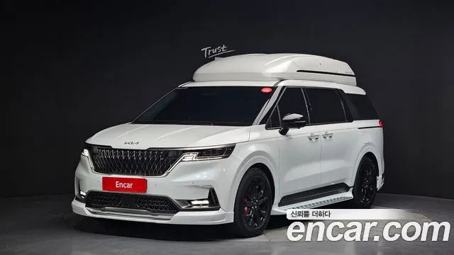 Kia Carnival 9-Seater Noblesse