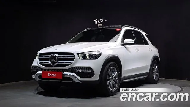 Mercedes-Benz GLE-Class GLE300d 4MATIC