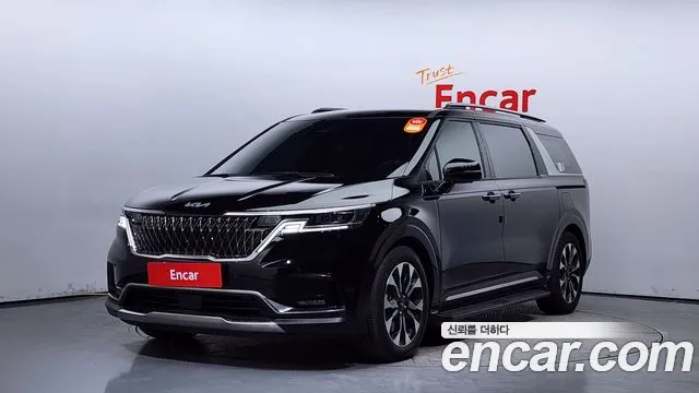 Kia Carnival 9-Seater Noblesse