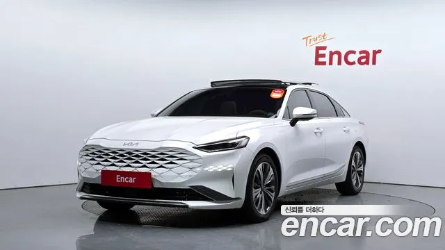 Kia K8 Signature