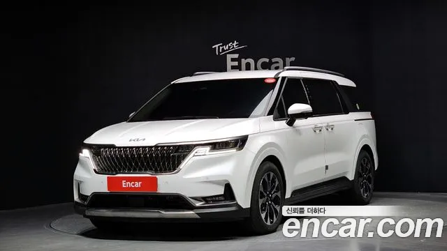 Kia Carnival 9-Seater Signature