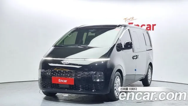 Hyundai Staria Modern