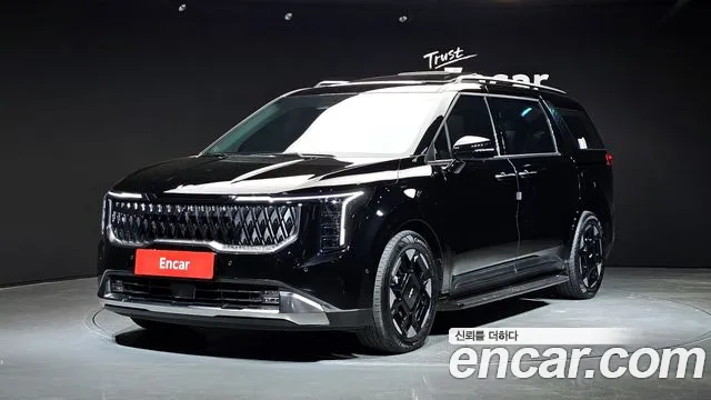 Kia Carnival 9-Seater Signature