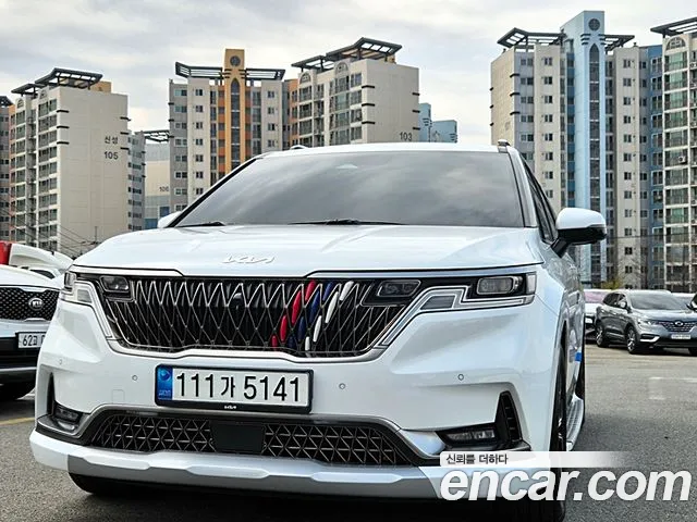 Kia Carnival Gasoline 9-Seater Signature