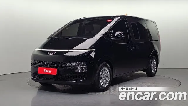 Hyundai Staria Modern