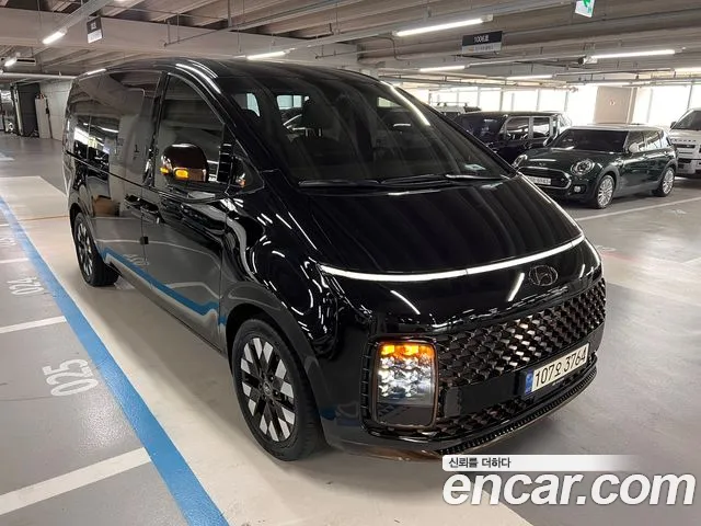 Hyundai Staria Inspiration
