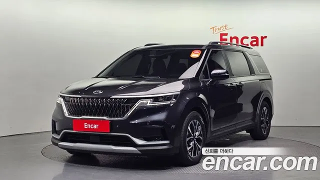 Kia Carnival 9-Seater Prestige