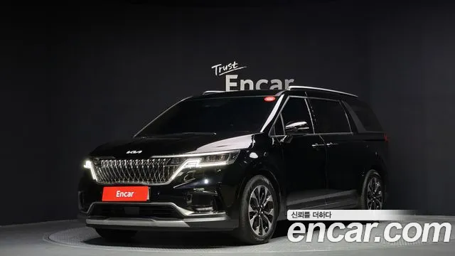 Kia Carnival 7-Seater Signature