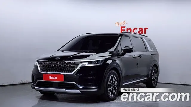 Kia Carnival 9-Seater Noblesse