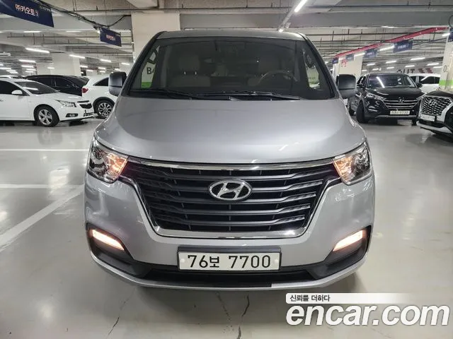 Hyundai Starex Modern