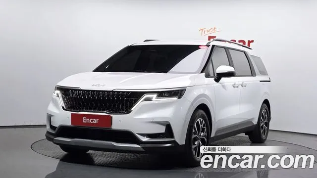 Kia Carnival Gasoline 9-Seater Prestige
