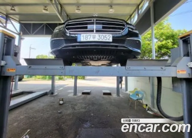 Mercedes-Benz E-class E350 4MATIC Exclusive