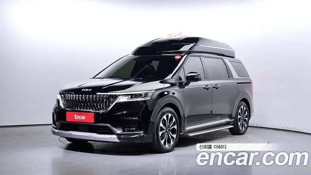 Kia Carnival Signature