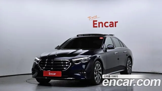 Mercedes-Benz E-class E300 4MATIC Exclusive