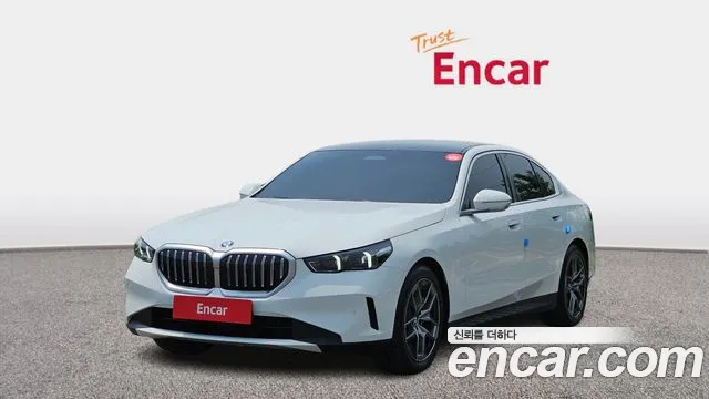 BMW 5-Series 520i