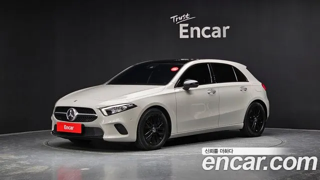 Mercedes-Benz A-Class A220 Hatchback