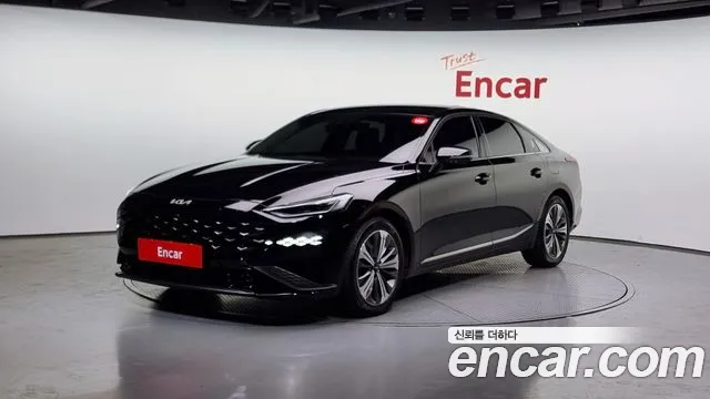 Kia K8 Signature