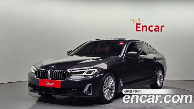 BMW 5-Series 520i Luxury