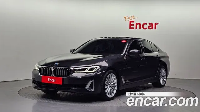 BMW 5-Series 530i Luxury