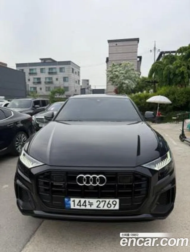 Audi Q8 55 TFSI Quattro Premium