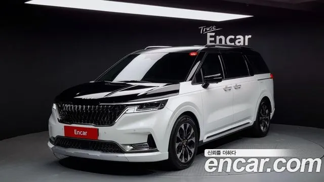 Kia Carnival Gasoline 7-Seater Signature
