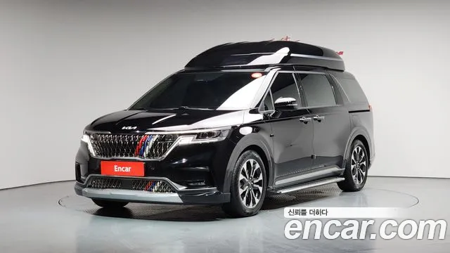 Kia Carnival Signature
