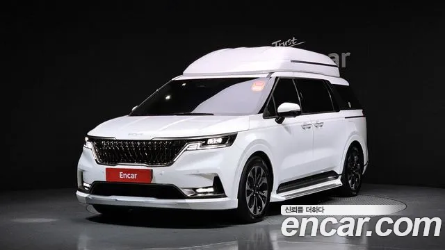 Kia Carnival Signature