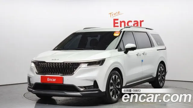 Kia Carnival Gasoline 9-Seater Signature