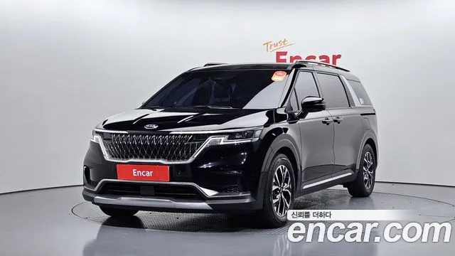 Kia Carnival 9-Seater Noblesse