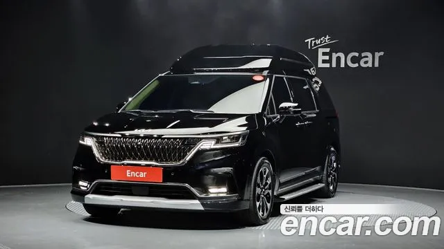 Kia Carnival Signature
